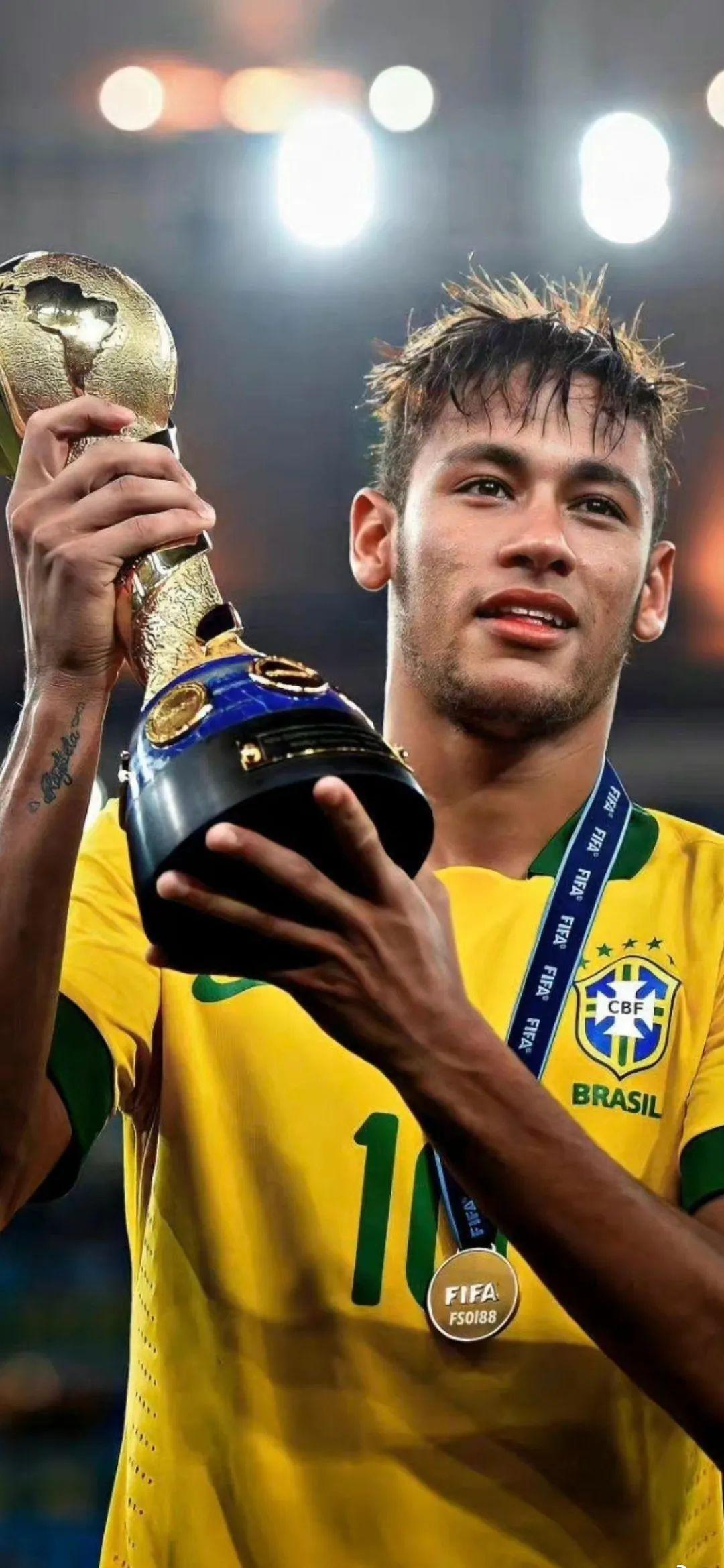 多年轻面孔 多年轻面孔