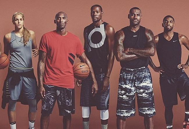 而且她在赛 而且她在赛