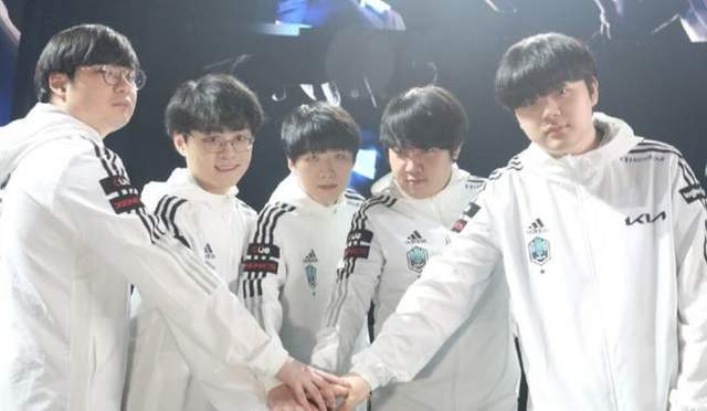 的发挥不佳 的发挥不佳