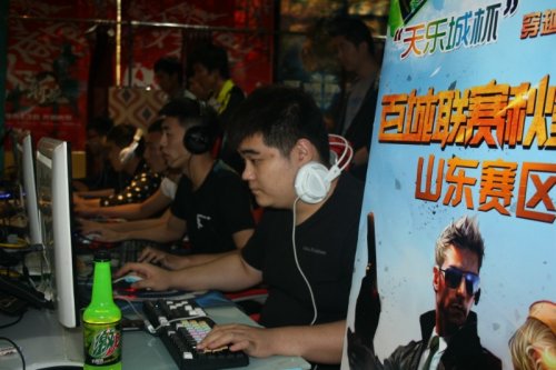 反手拧拉命 反手拧拉命