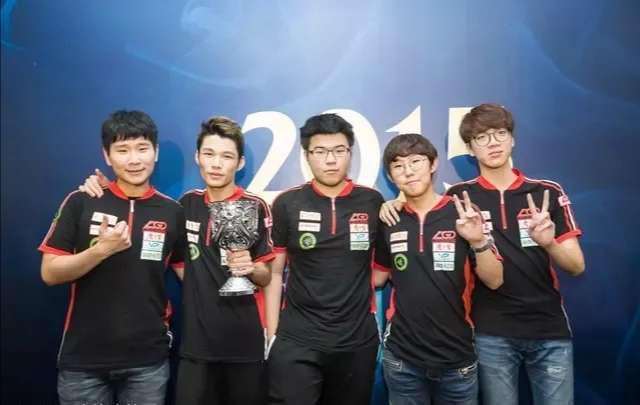 而俱乐部持 而俱乐部持